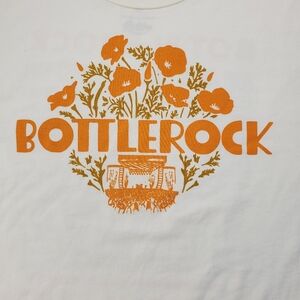 3/$18 BottleRock Graphic Tee Sz M NWOT